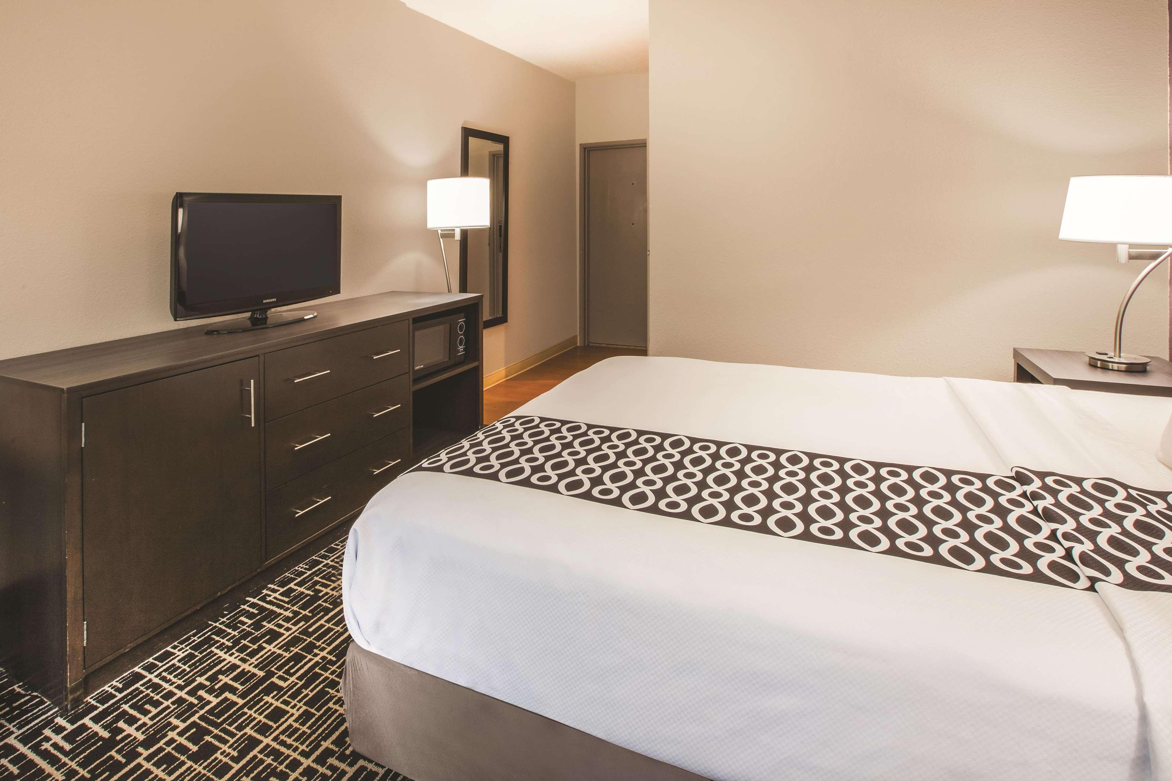 La Quinta Inn By Wyndham Indianapolis North Extérieur photo