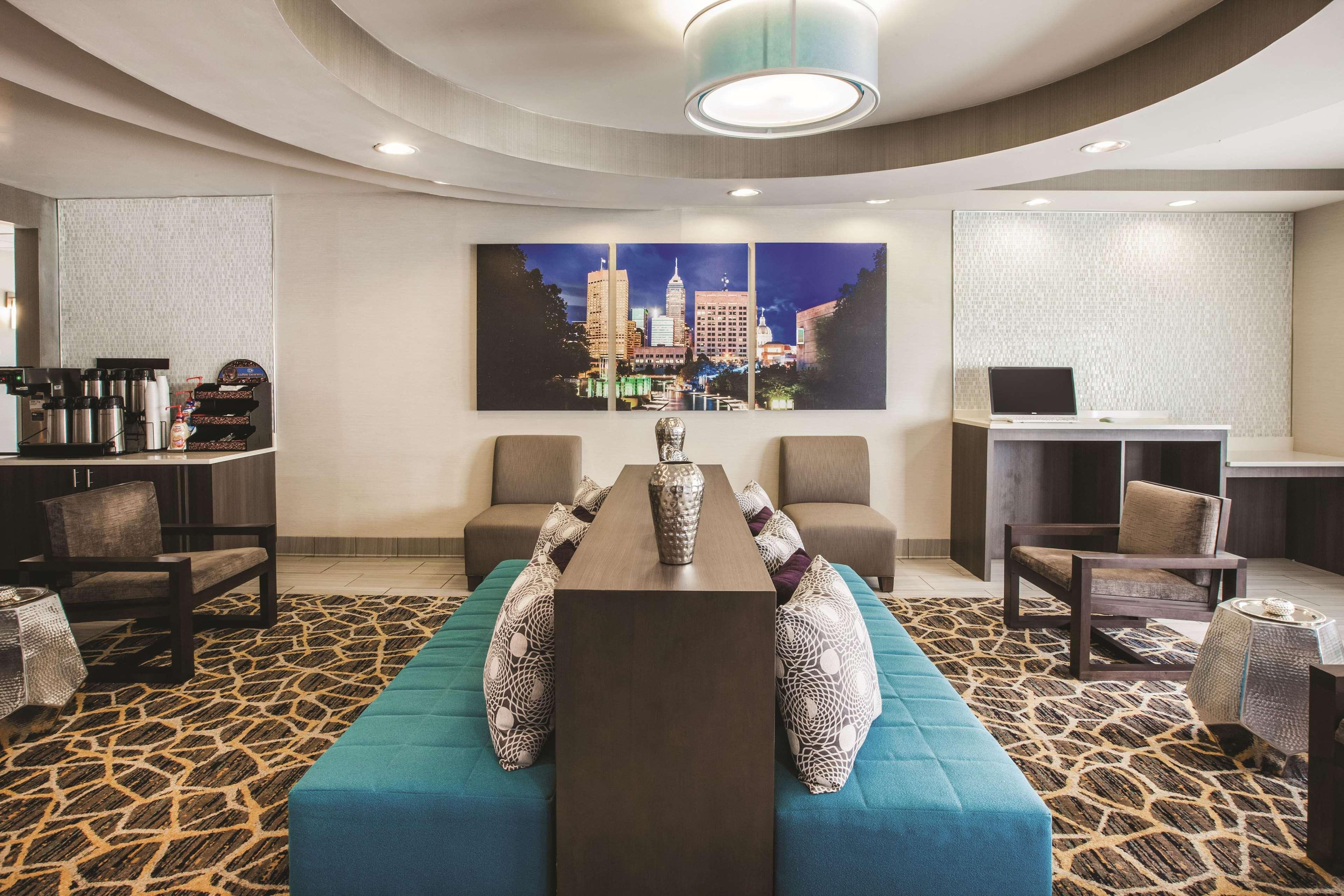 La Quinta Inn By Wyndham Indianapolis North Extérieur photo