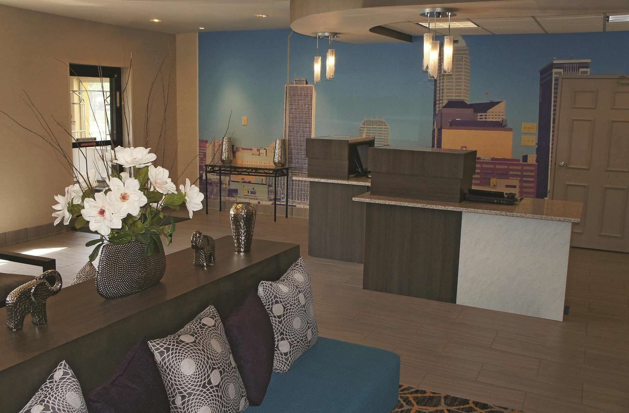 La Quinta Inn By Wyndham Indianapolis North Extérieur photo
